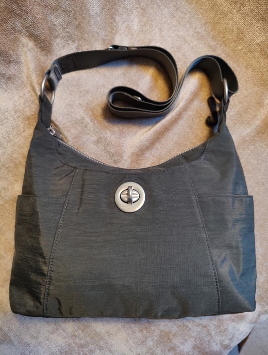 Baggallini Handbags - New 🆕 Baggallini Zurich Medium Hobo Crossbody Bag In Cement Grey